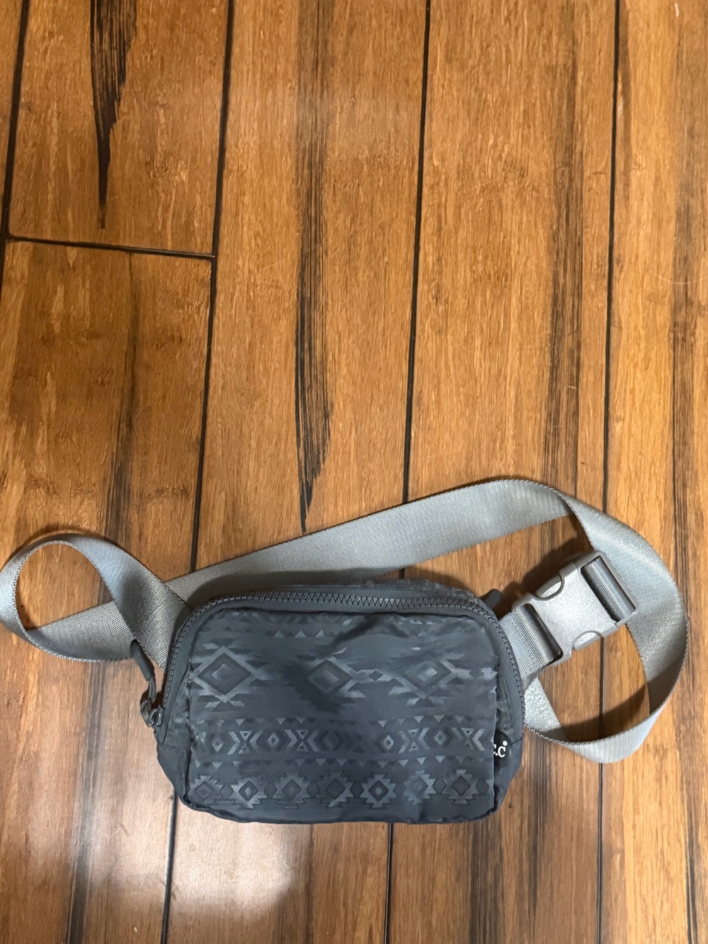 Belt bag/ crossbody in Grey Aztec